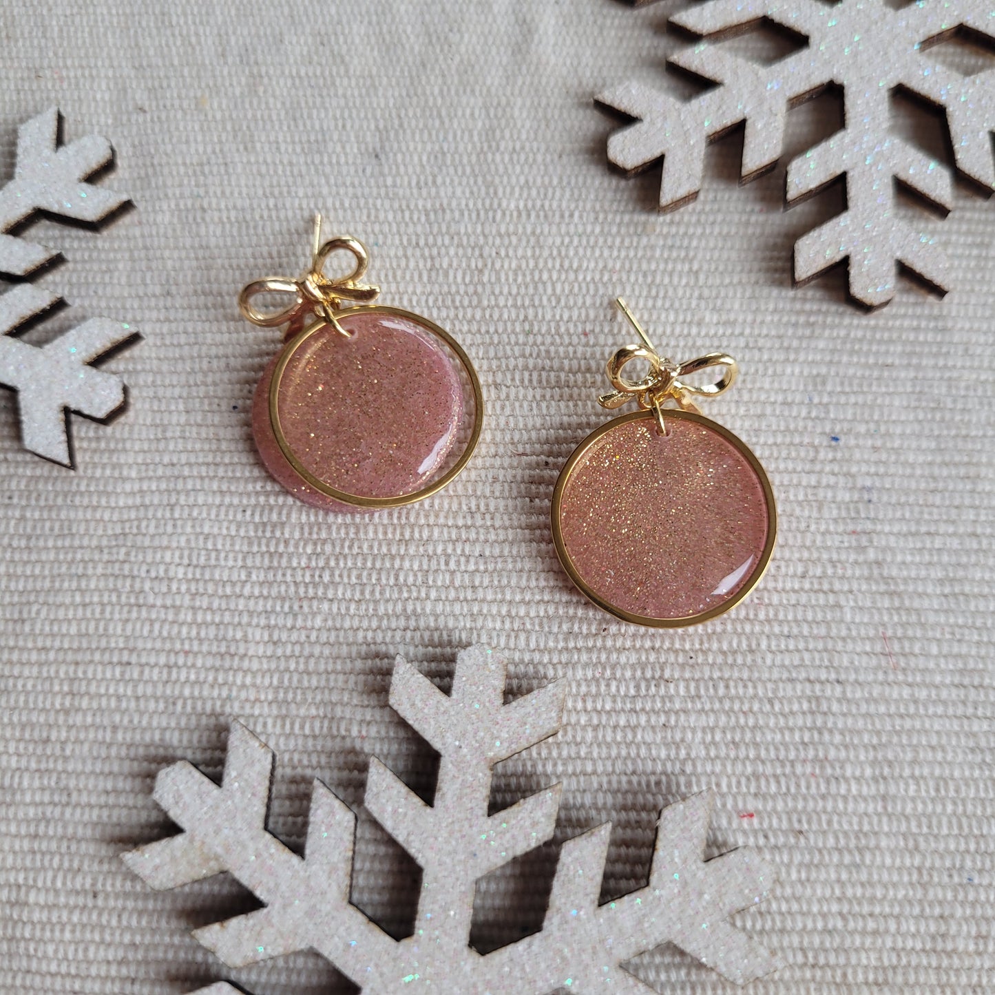 Коледни панделки